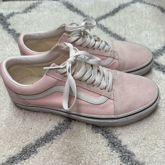 Vans Old Skool Shoes Pink Suede Classic Low Top Sneakers Blushing White - Picture 1 of 12
